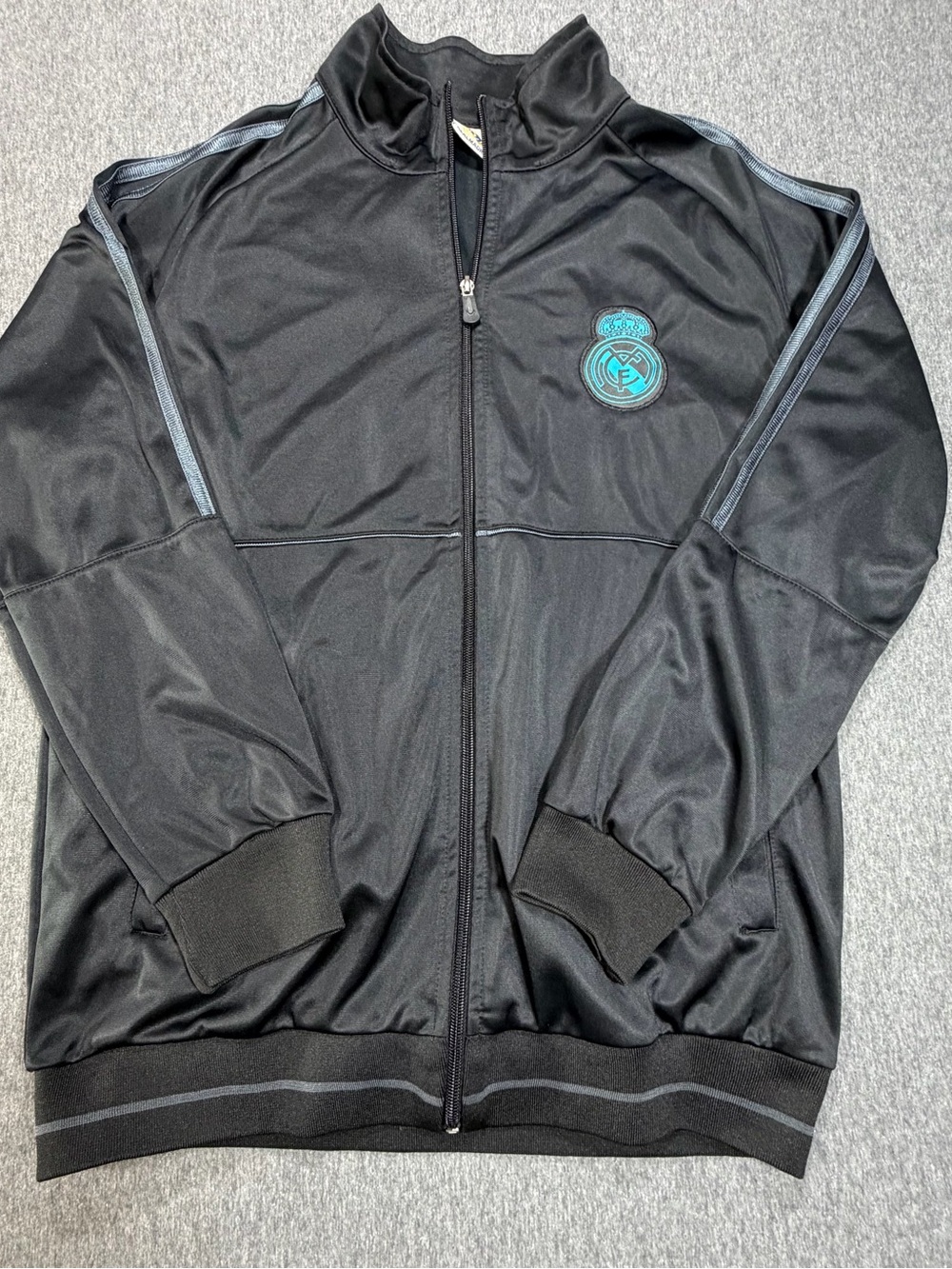 Real Madrid Jacket Men’s M Black Track Full Zip Warm Up Embroidered